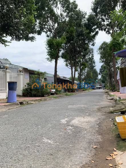 Nhà 1 Trệt 1 Lầu 4PN P.8 Vĩnh Long - Giá 5 Triệu/Tháng