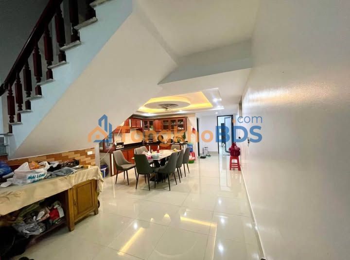 Bán Nhà 100m² Đường Trương Định, Lào Cai - 4 Tỷ, Hướng Đông Bắc