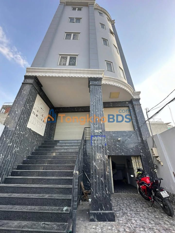 Nhà góc 2MT Nguyễn Duy Trinh 179m² 26.5 tỷ - Ô tô vào tận nhà