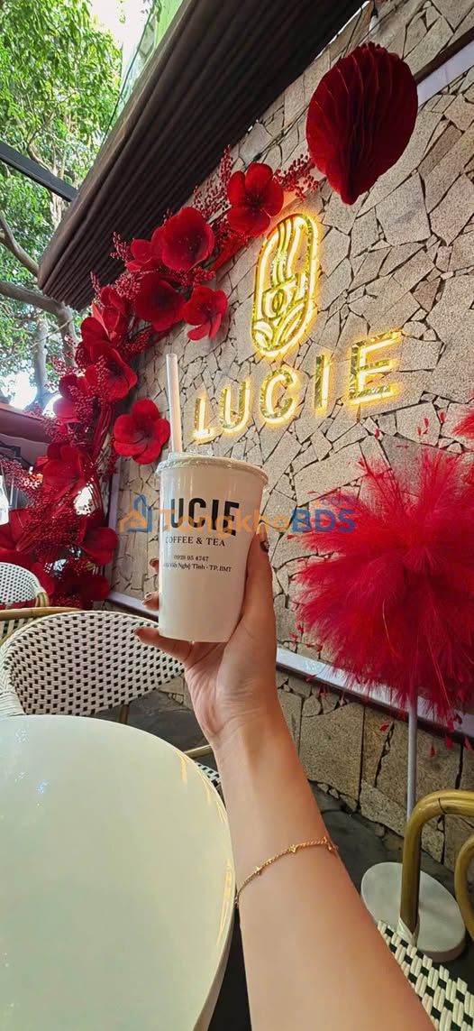 Nhà mặt tiền A5 Phạm Ngũ Lão 135m² 4.2 tỷ - Ô tô vào nhà