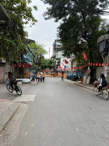 Nhà riêng Khương Hạ 81m² - Chính chủ bán gấp ô tô tránh