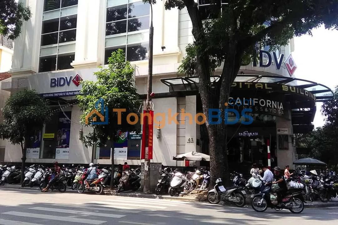 Nhà mặt phố Hai Bà Trưng 25m² 9.8 tỷ - Chính chủ bán