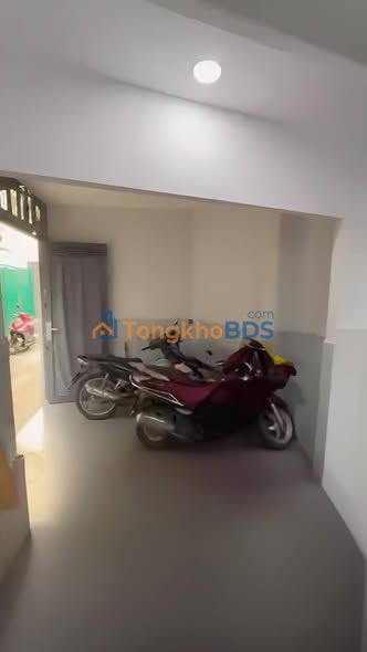 Nhà 45m² Âu Cơ, Bình Tân - Giá 3.95 Tỷ, Sổ Hồng, Hẻm Thông