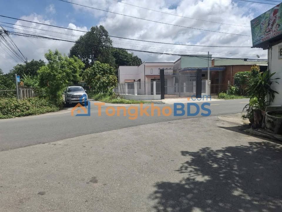 Nhà riêng Nhuận Đức Củ Chi 302m² 3.85 tỷ - Chính chủ bán gấp