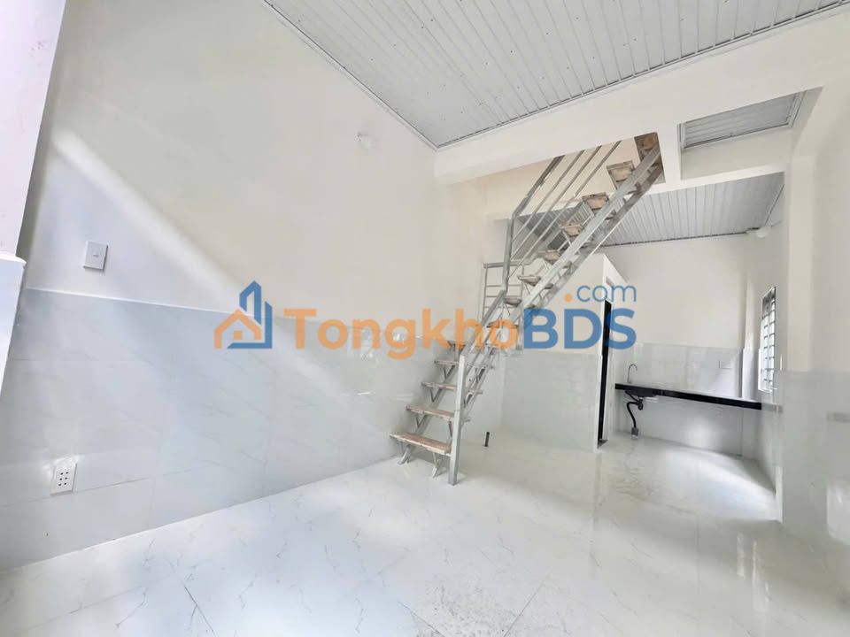 Nhà nguyên căn Tỉnh lộ 15 Q12 25m² 5tr/th - Sẵn sàng ở ngay