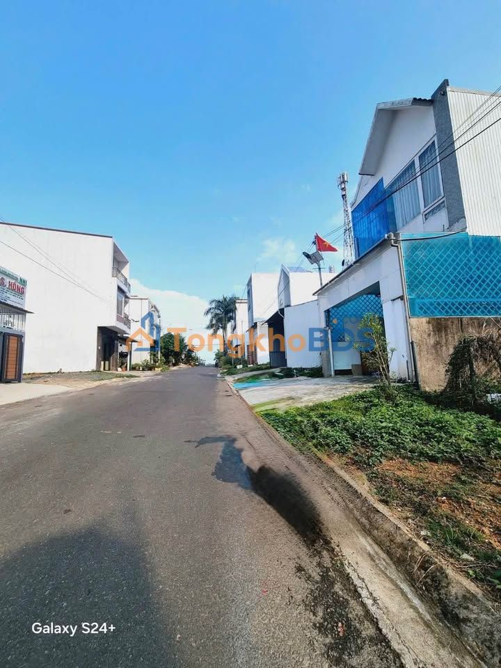 Đất nền P1 Bảo Lộc 93m² 3,3 tỷ - Sổ đỏ chính chủ