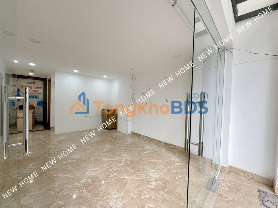 Mặt bằng Phan Đăng Lưu P.8 9 triệu - Mặt tiền kinh doanh