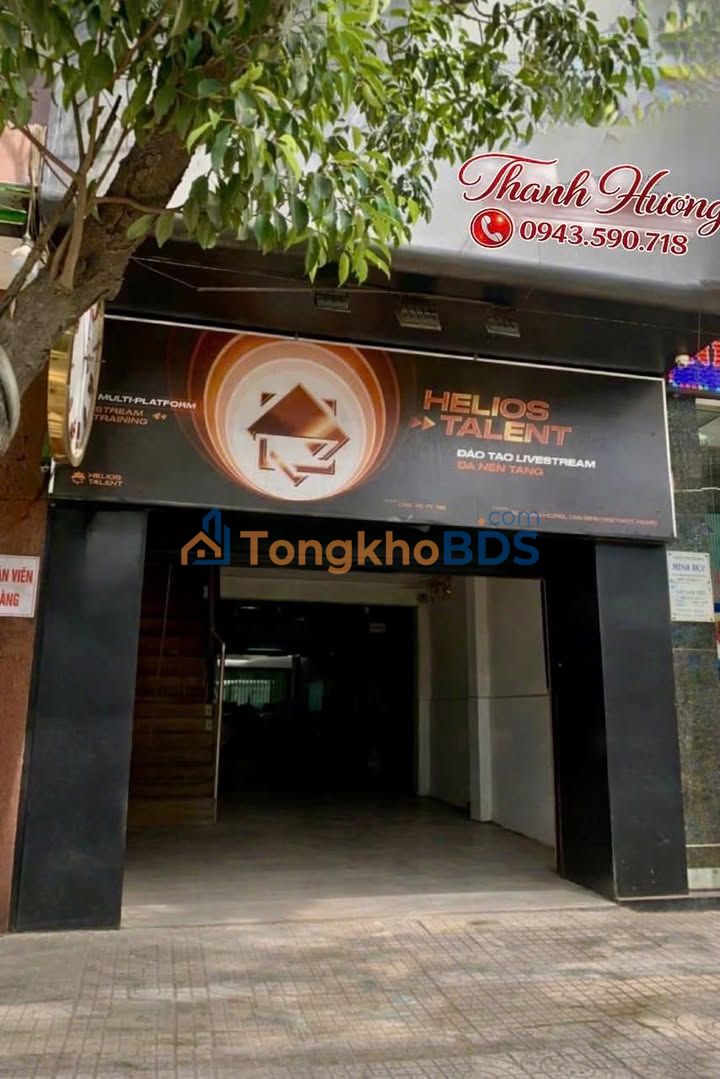 Nhà mặt tiền Xuân Hồng Tân Bình 72m² giá 30 triệu - Sẵn sàng vào ở