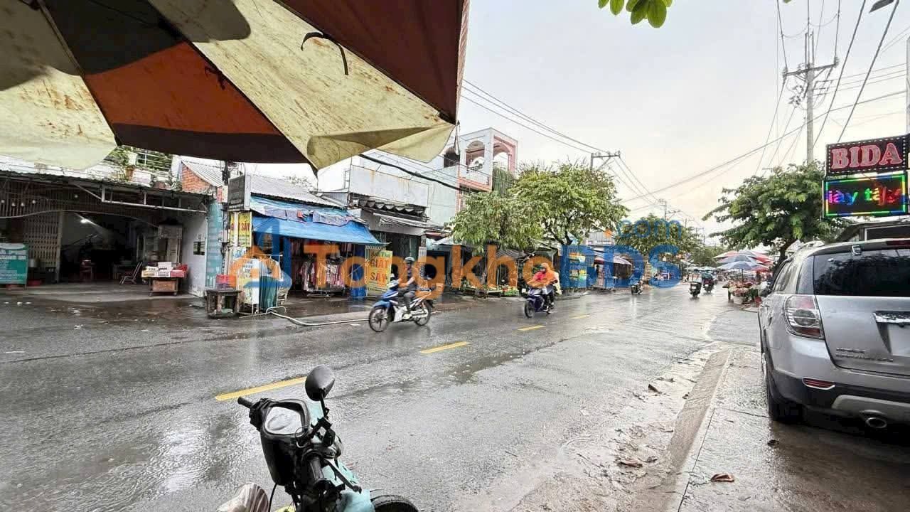 Nhà Mặt Tiền Kinh Doanh 108m² Xã Tân Xuân, Hóc Môn - Giá 10 Triệu/Tháng