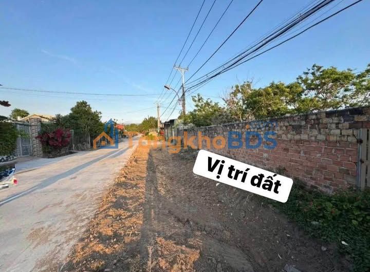 Bán Đất Vàng Trần Văn Ơn, Kon Tum - 630m² Thổ Cư, Trung Tâm Sầm Uất