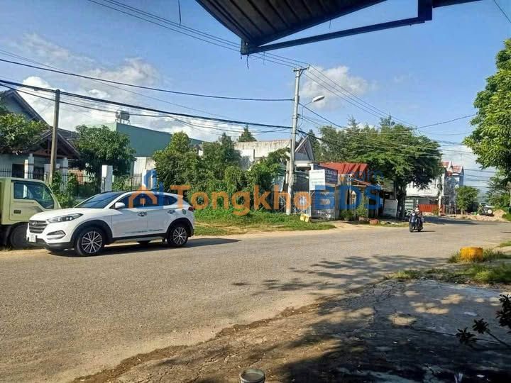 Đất Nền Kinh Doanh Trường Chinh, Kon Tum - 135m² Sổ Đỏ, Giá Tốt