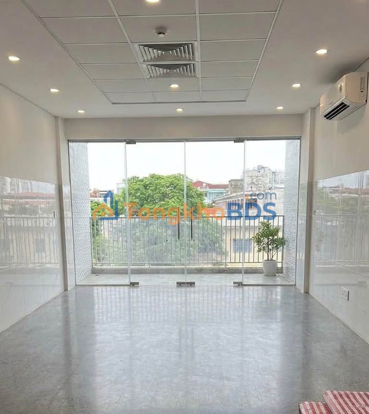 Văn phòng Lê Thanh Nghị 60m² 12 triệu - Vị trí trung tâm