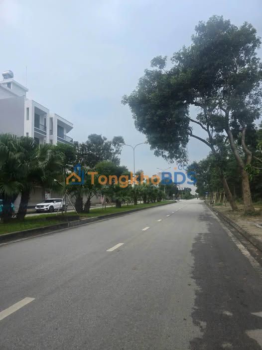 Bán Gấp 2 Lô Đất Mặt Tiền Phạm Văn Đồng, TP. Hải Dương - 80m²/lô