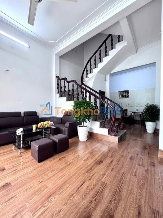 Nhà riêng Liên Ninh Thanh Trì 45m2 5 tỷ - Chính chủ full đồ