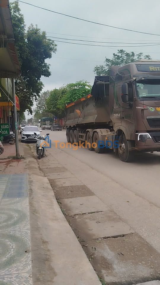 Nhà thuê Đường 10 Nông Cống 280m² 12 triệu - Ô tô vào nhà