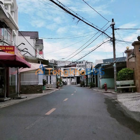 Nhà mặt tiền Lê Thị Ri Thị Hóc Môn 63m² 5,6 tỷ - Chính chủ