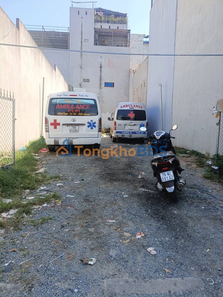 Nhà phố Tuy Hòa 105m² giá 3 tỷ - Mặt tiền kinh doanh