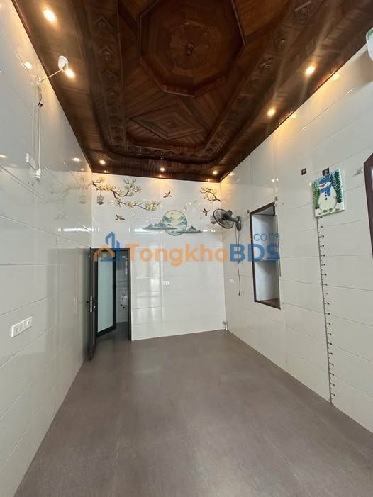Nhà cấp 4 Ngõ Trần Quang Khải 63m² 2.9 tỷ - Ô tô vào sân