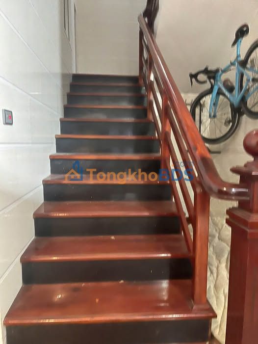 Nhà 2 Tầng 3PN Gần BV Chấn Thương Vinh - Sẵn Ở Ngay 9 Triệu