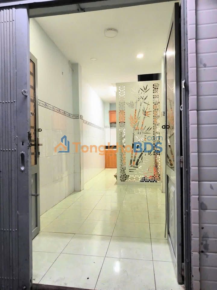 Nhà nguyên căn Âu Cơ Phú Trung Tân Phú 14m² 4.5 triệu - Giá tốt hiếm có