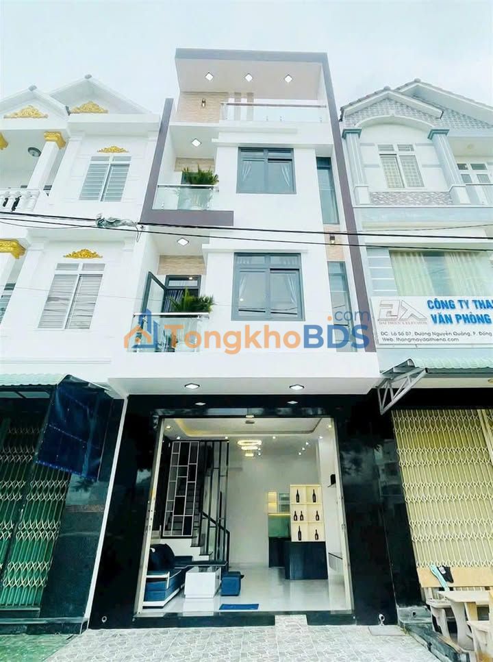 Nhà Mặt Tiền Hà Thanh, Quy Nhơn - 40m² - 4PN - 3.5 Tầng - View Sông Chill