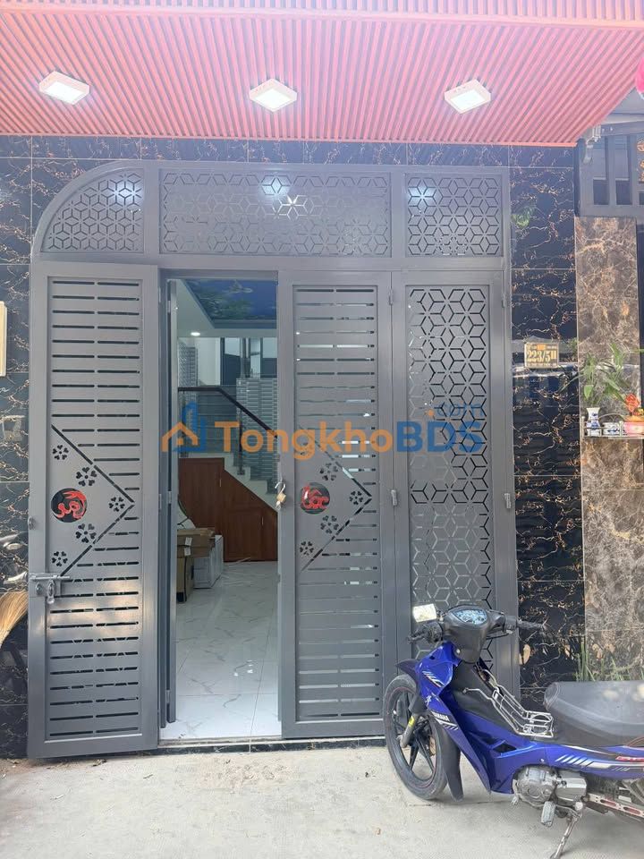 Bán nhà sổ chung Hóc Môn 45m² - Đúc lửng, 2PN - 1.8 tỷ