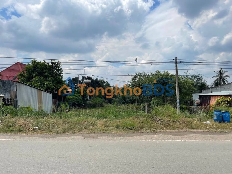 Nhà phố DT744 Bến Cát 495m² 3 tỷ - Mặt tiền kinh doanh