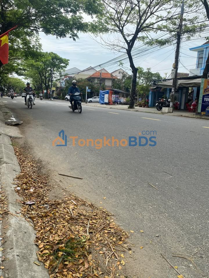 Nhà riêng ĐBP Hội An 200m²/8.3 tỷ - Đường lớn sầm uất