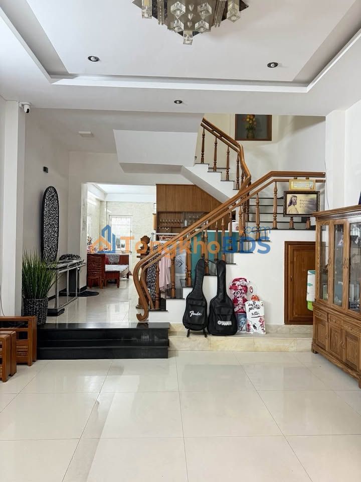 Nhà phố Ung Văn Khiêm Đà Nẵng 66m² 11.8 tỷ - Chính chủ