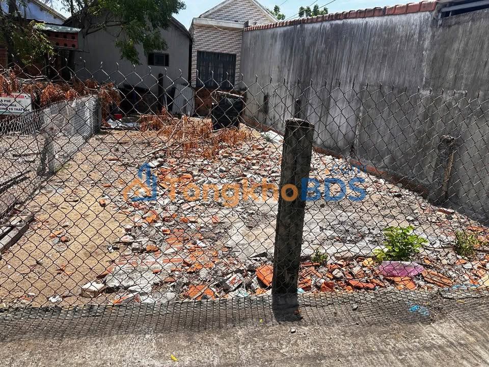 Đất nền Đông Hòa 102m² 9xx triệu - Đường to ô tô