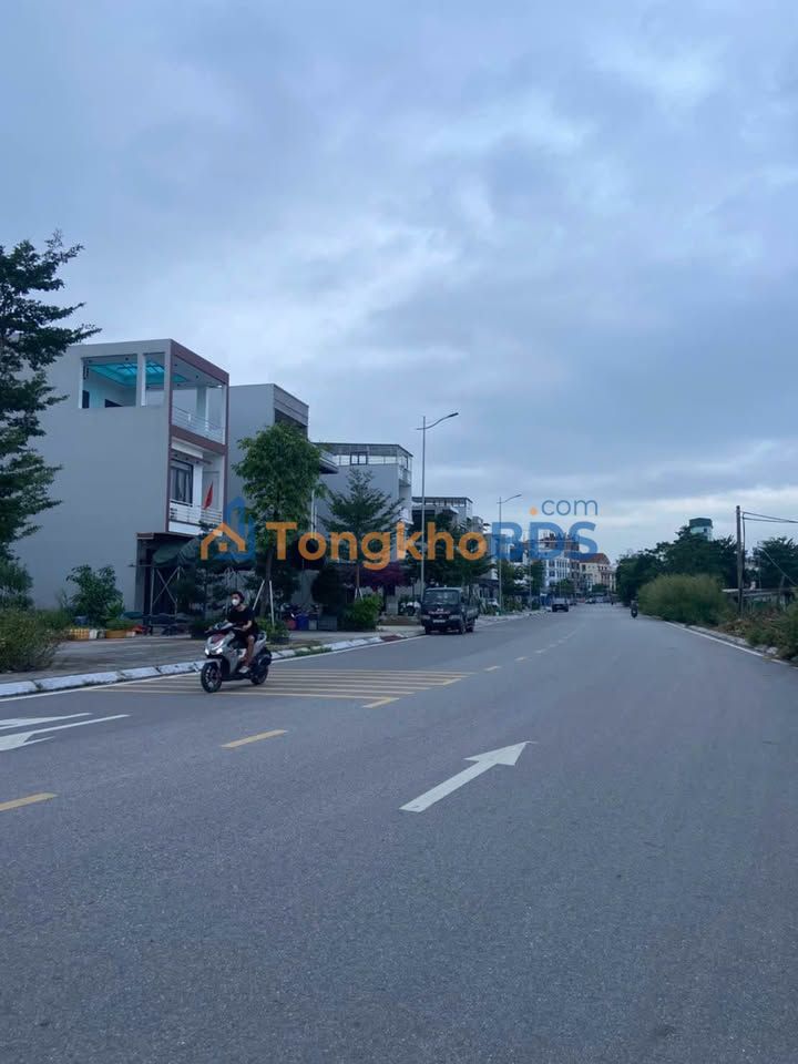 Đất Nền Móng Cái 200m² - Trục Chính Khu TĐC 3/8 Hải Hoà - Giá F0