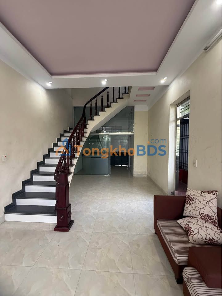 Nhà 2 tầng Hà Tu Hạ Long 87m² 2 tỷ - Sẵn sàng ở ngay