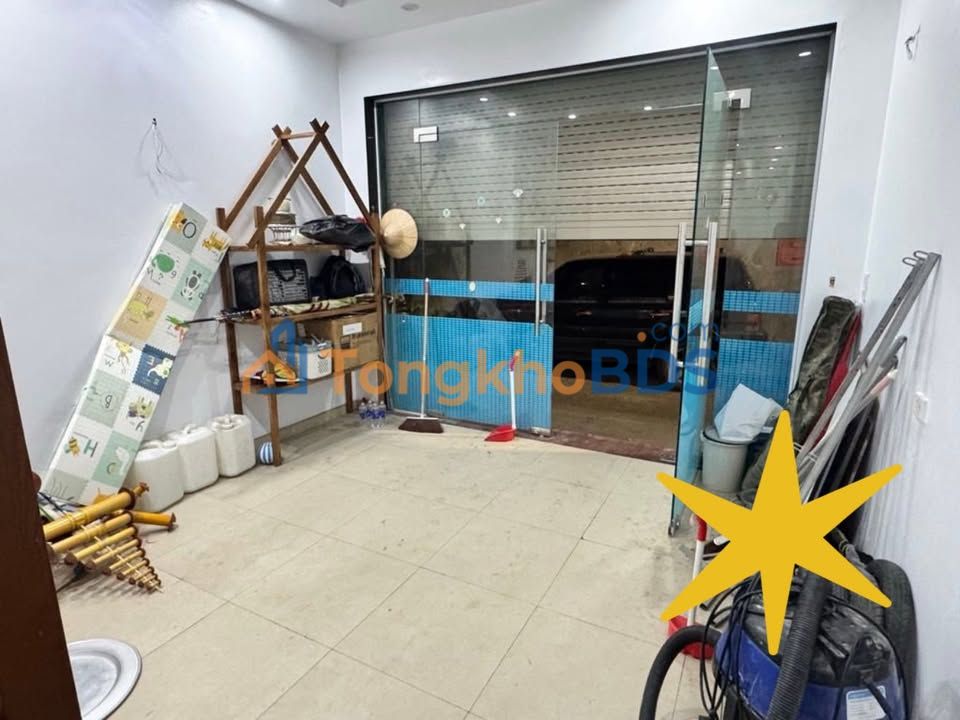 Nhà 55m² 5 Tầng Oto Đỗ Cửa Phạm Văn Đồng, Nam Từ Liêm - 15.9 Tỷ