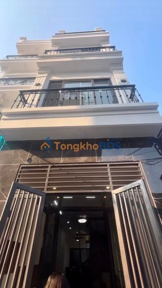 Nhà riêng Liên Ninh 42m² 6.1 tỷ - Ô tô qua cửa sẵn sàng ở ngay