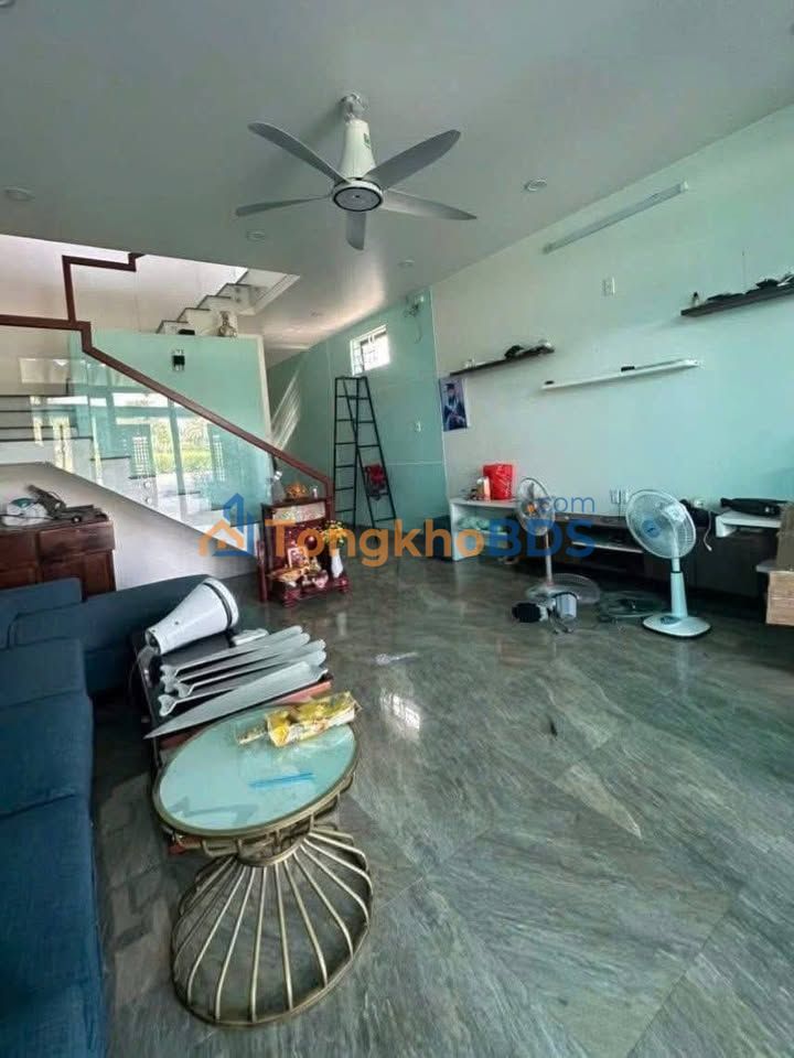 Nhà 2 tầng KĐT Phú Mỹ Quảng Ngãi 6.5tr - Sẵn sàng ở ngay