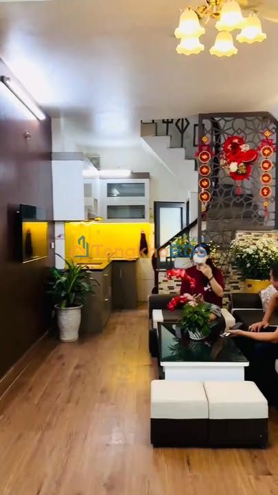 Nhà Góc 2 Thoáng Mỹ Đình 1, 32m² - Sổ Đỏ Vuông Vắn, Tặng Full Nội Thất