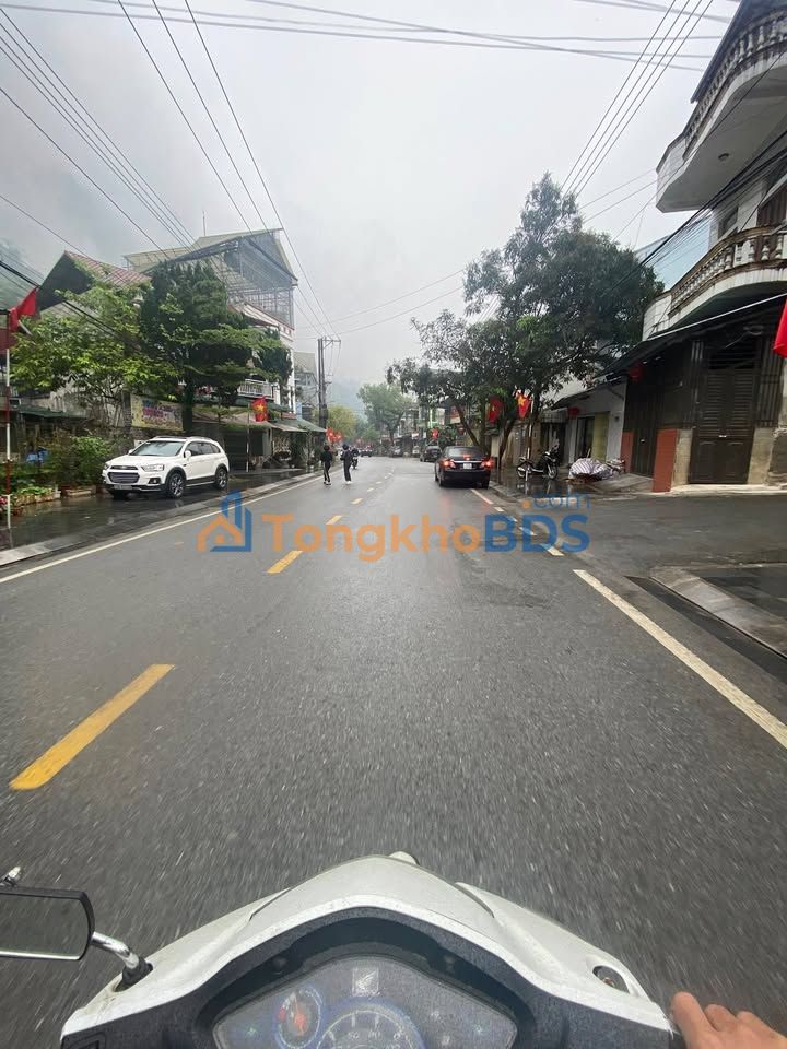 Bán đất tặng nhà C4 mặt tiền Lý Tự Trọng, Minh Khai 92m² - 2.7 tỷ