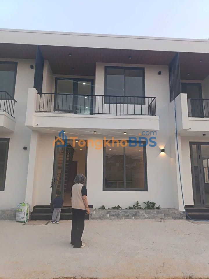 Nhà nguyên căn P.8 Đà Lạt 8 triệu - Sẵn sàng ở ngay