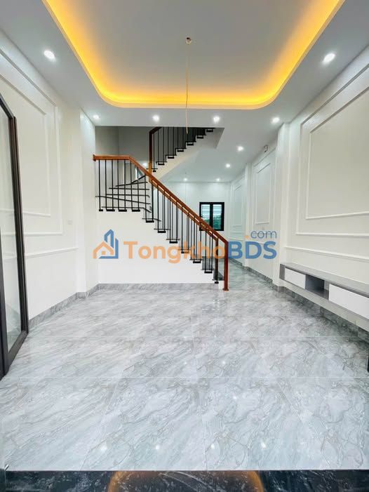 Nhà 3 Tầng Phường Trần Lãm - 36m² - Giá 1.6 Tỷ - Sổ Đỏ