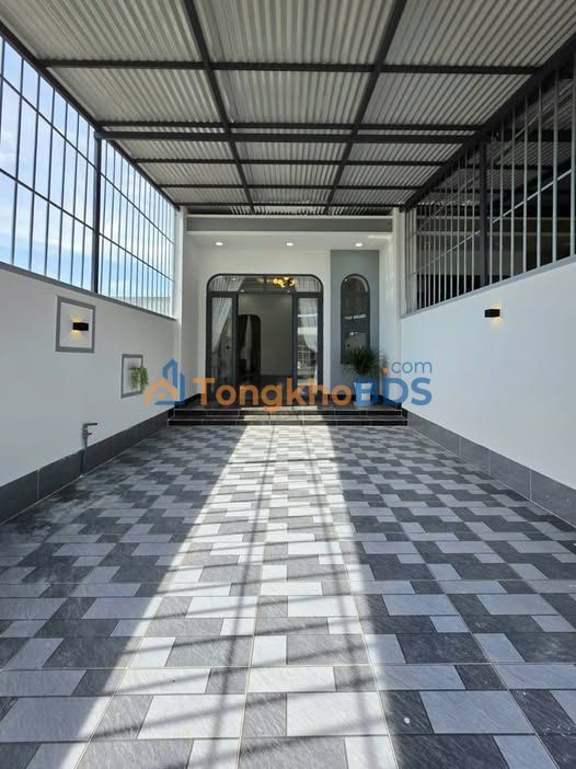 Nhà Mặt Tiền Kinh Doanh 135m² Phường Long Hoa, Tây Ninh - Giá 1.32 Tỷ