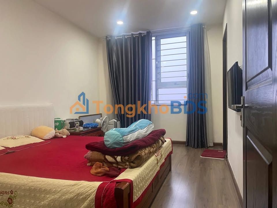 Cho thuê nhà riêng 5 tầng, 150m² ngõ 142 Kim Giang, Thanh Xuân - 10 triệu