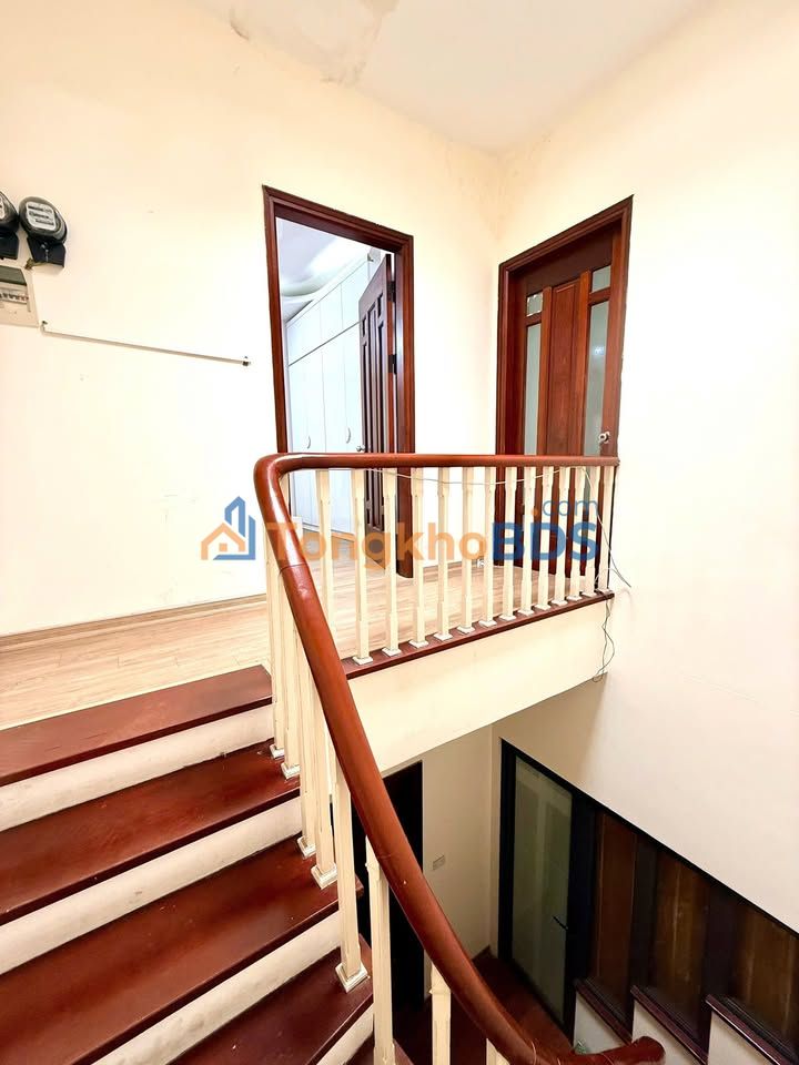 Phòng trọ Hào Nam 15m² giá 2.5 triệu - Sẵn sàng ở ngay