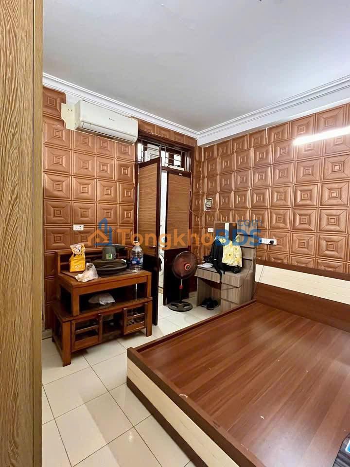 Nhà cho thuê Phú Viên Bồ Đề 35m² 6tr - Sẵn sàng ở ngay