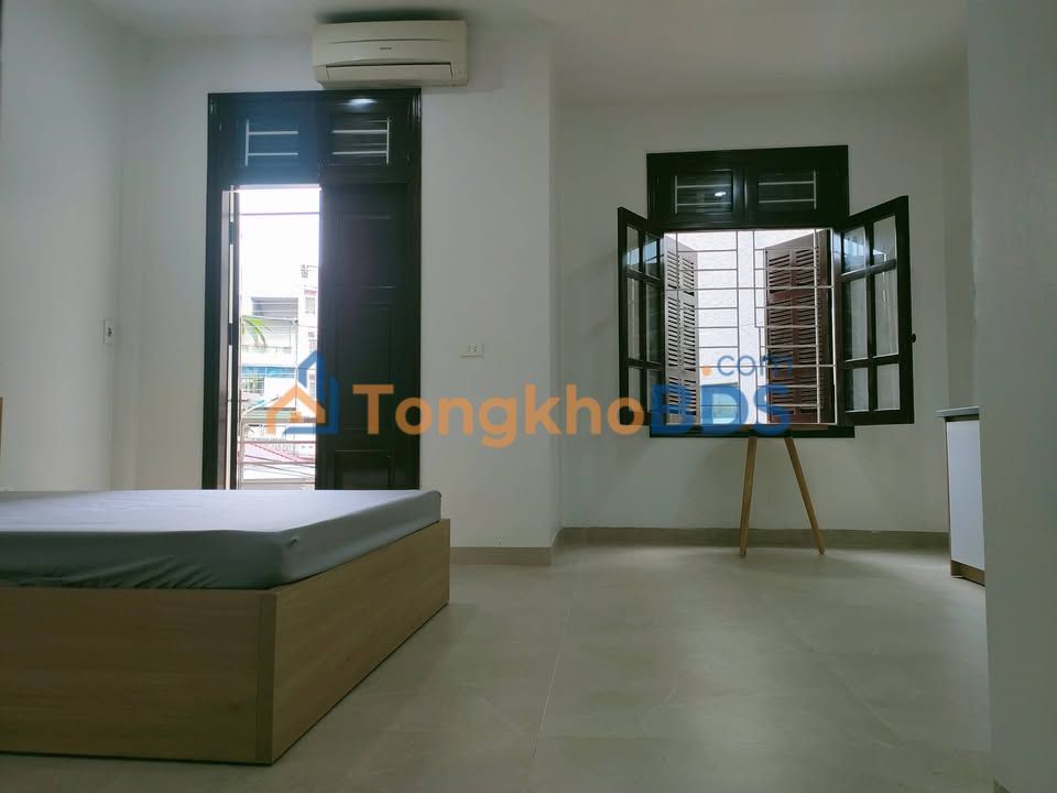 Phòng trọ Ngõ 2 Phố Nguyên Hồng 30m² 5.4 triệu - Bàn giao ngay