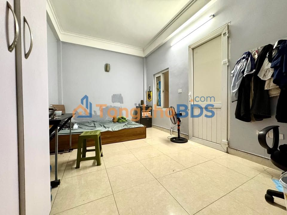 Phòng T2 Nguyễn Lân - TT Nguyễn Lân, Tây Hồ, 2.8 Triệu - Sẵn Nội Thất