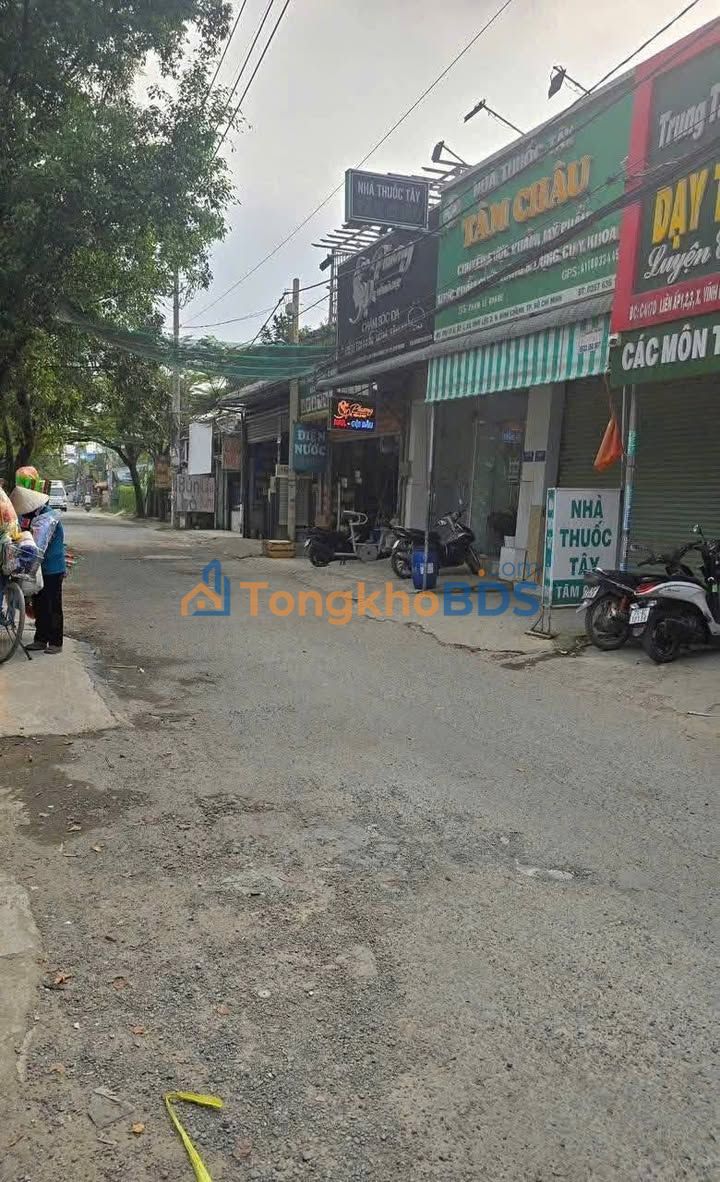 Nhà Mặt Tiền Đê Bao Chợ Bình Chánh 104m² Sổ Hồng Riêng - Kinh Doanh/Ở Tốt