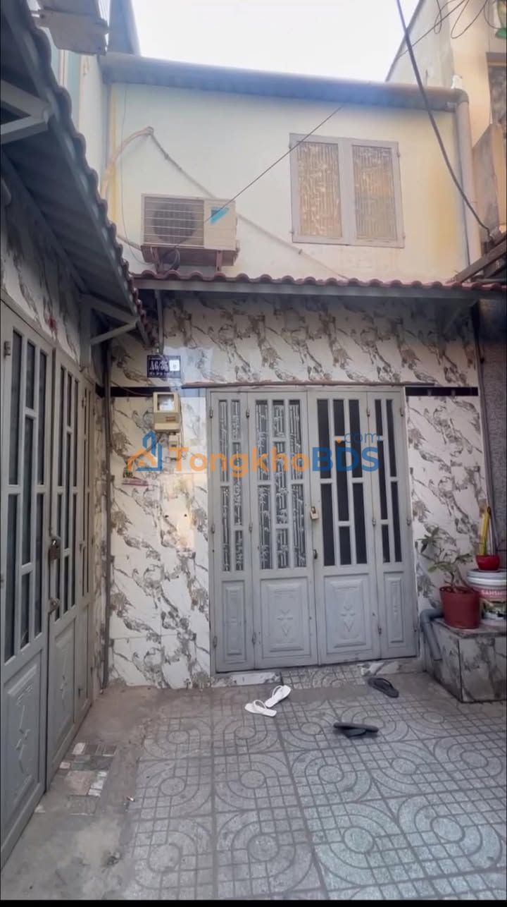 Nhà Gác Suốt 18m² Giá 670 Triệu Hẻm Tư Đón, Bình Chánh - Sẵn Sàng Ở Ngay!