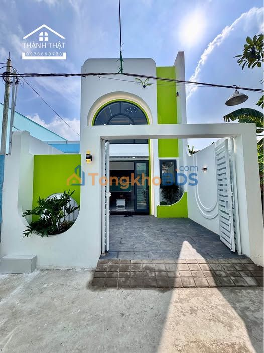 Nhà Phố 1 Lầu Lửng 73m² Mỹ Tho - Sổ Hồng Sẵn Sàng - Giá 1.68 Tỷ