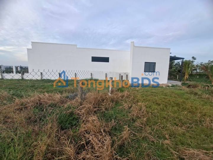 Nhà Vườn Mới Xây Đồng Tháp - 575m² Gần 1 Tỷ, Sẵn Sàng Đón Tết!