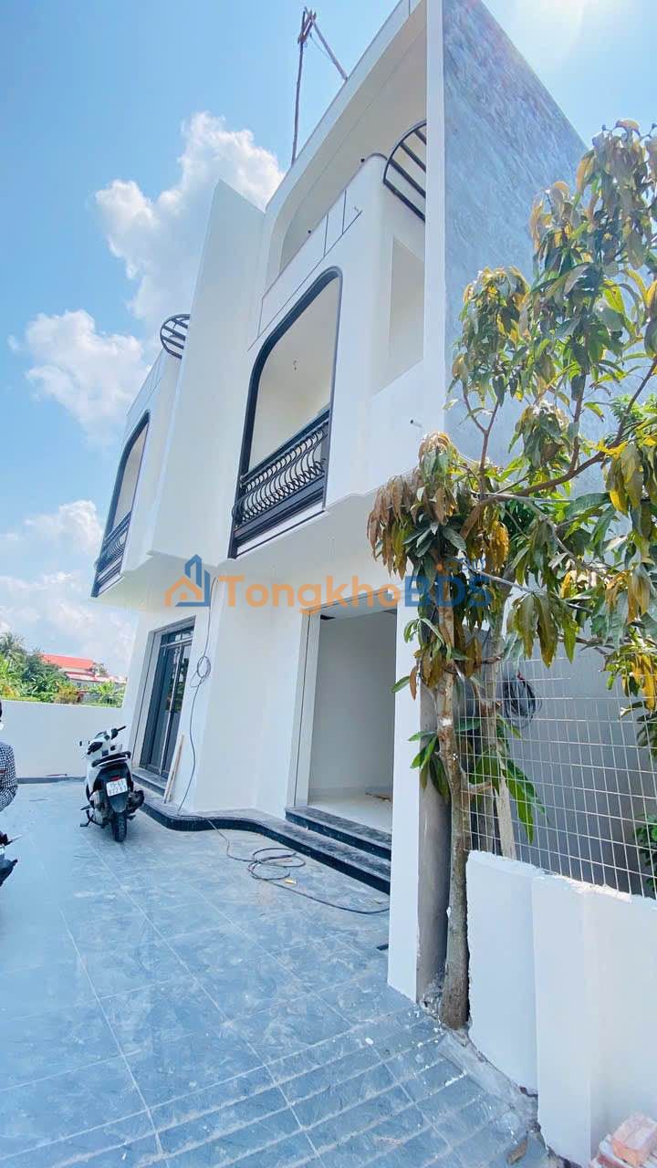 Nhà riêng Bắc Sơn An Dương 64m2 2.95 tỷ - Ô tô vào nhà